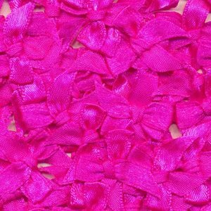 Strikje satijn knal roze 20 x 25 cm 10 stuks per zakje