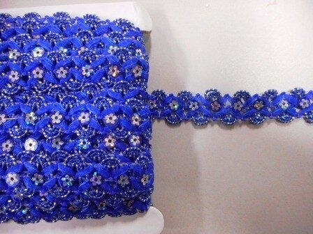 Pailetteband met bloemetjes kobalt blauw per meter