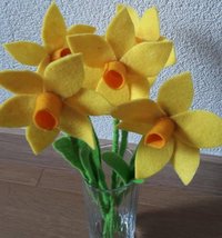 Narcissen van vilt Narcissen van vilt